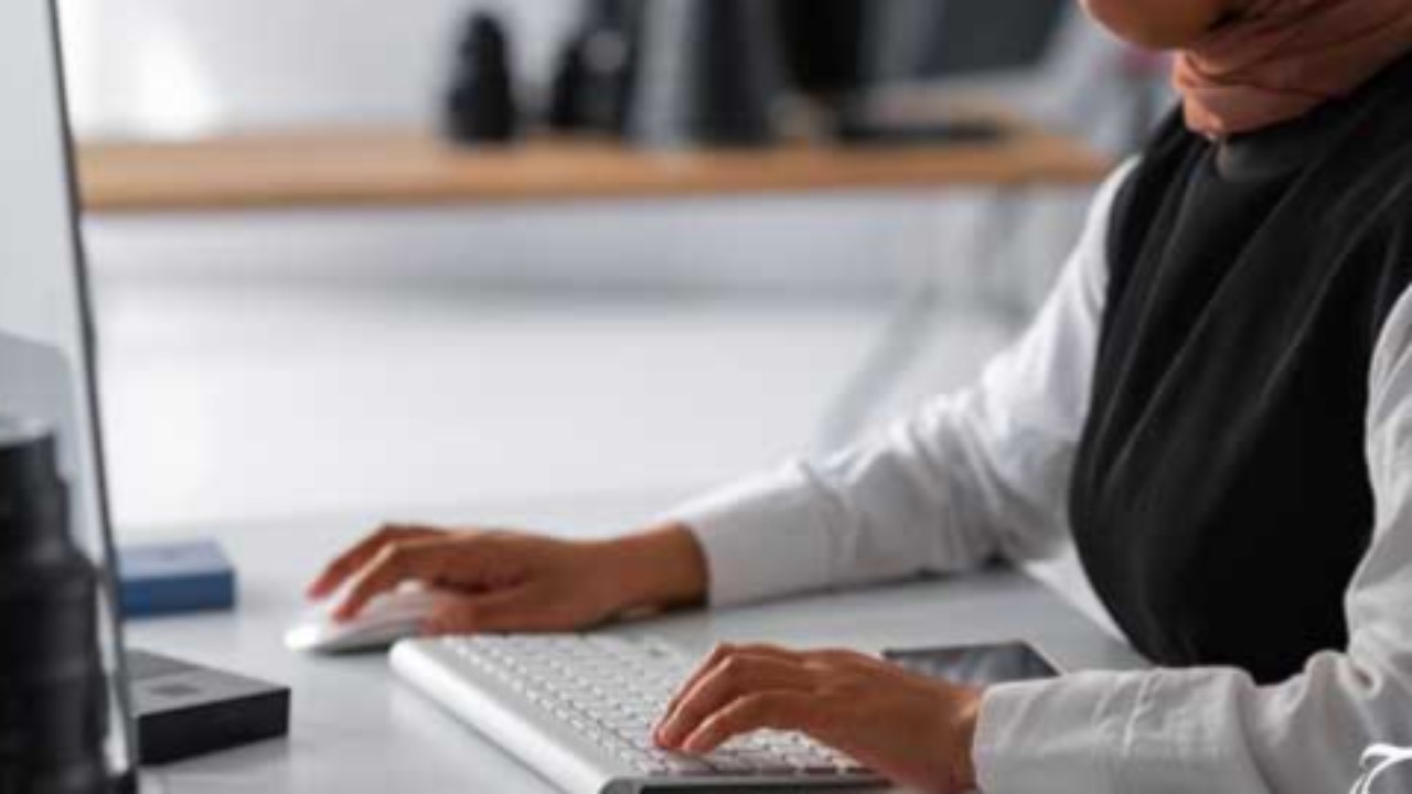 نقش تفاوت های زمانی ( شبانه روز ) در سود سرمایه گذاری حلال